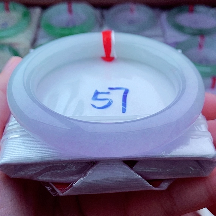 翡翠未镶嵌手镯（圆镯）0308-57圈口 半山水 紫罗兰 胖圆 有纹