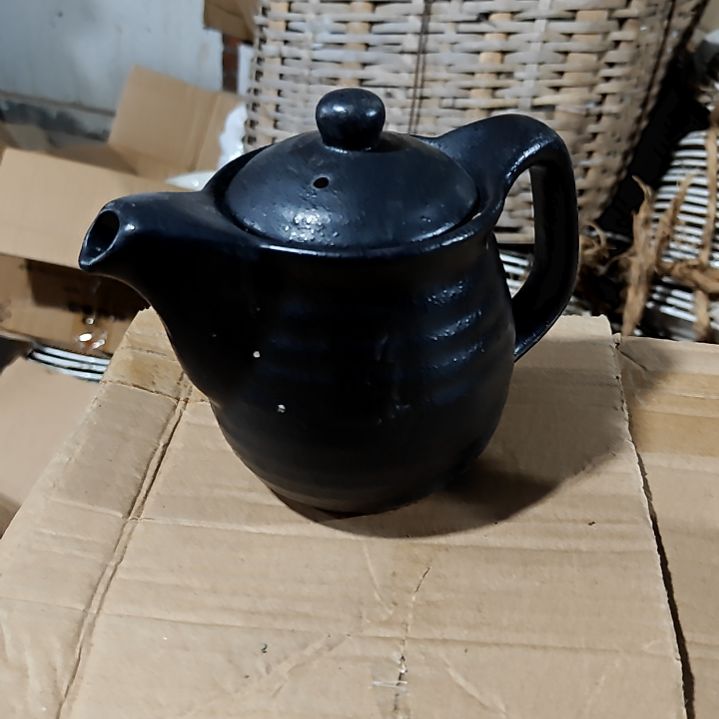 瓷片陶瓷盘子碗啥都有