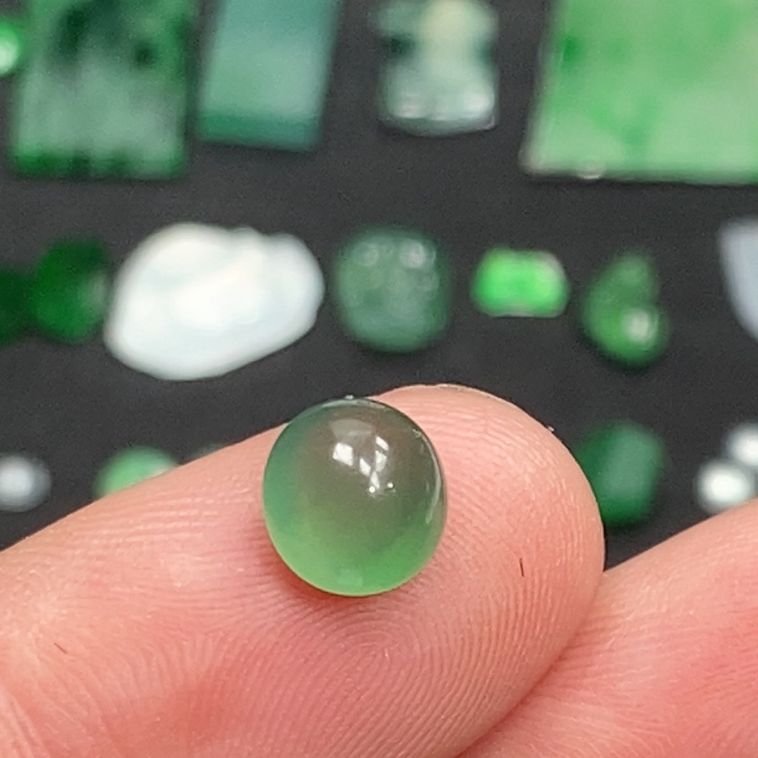 翡翠未镶嵌颈饰12245789