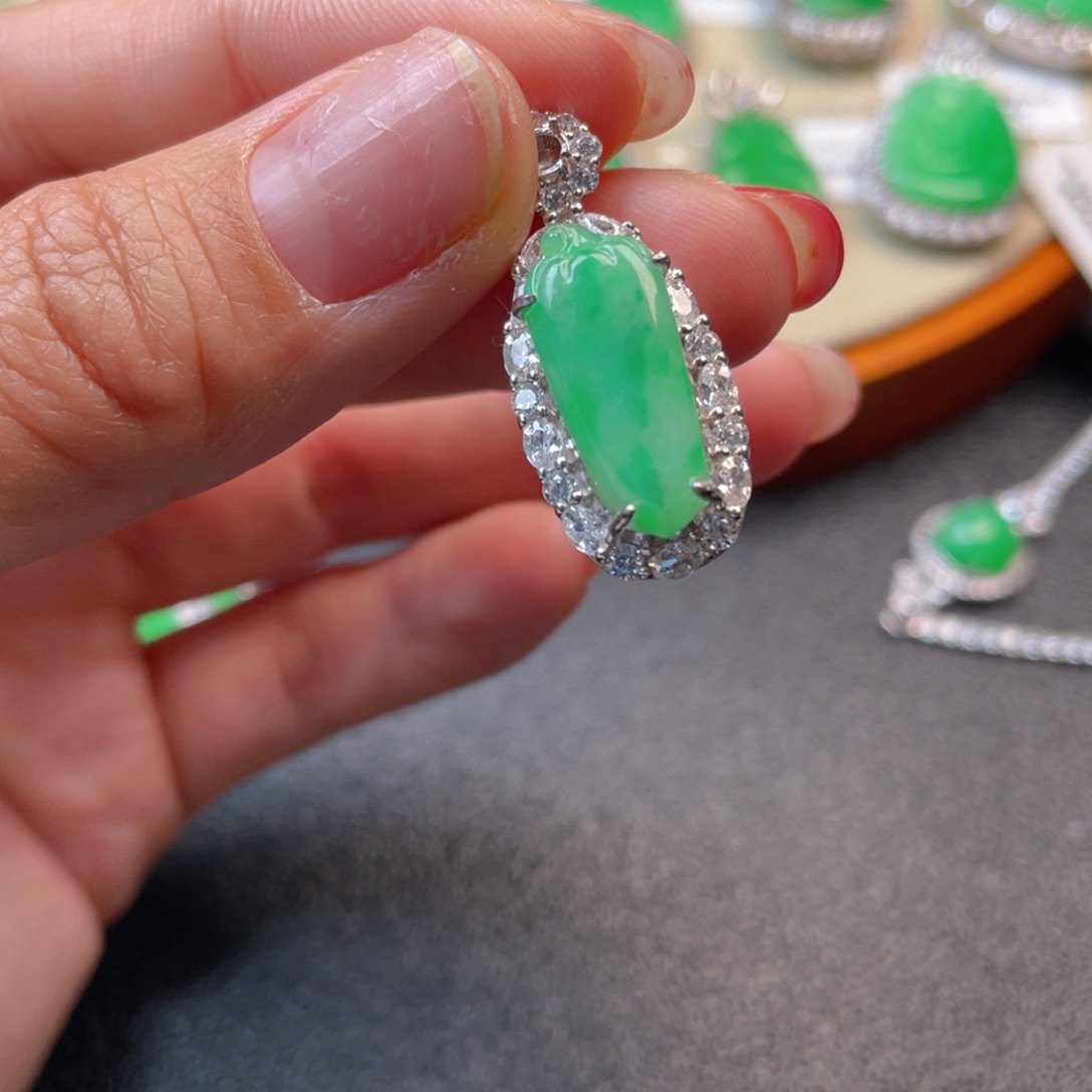 翡翠吊坠(不含链)银S925镶嵌