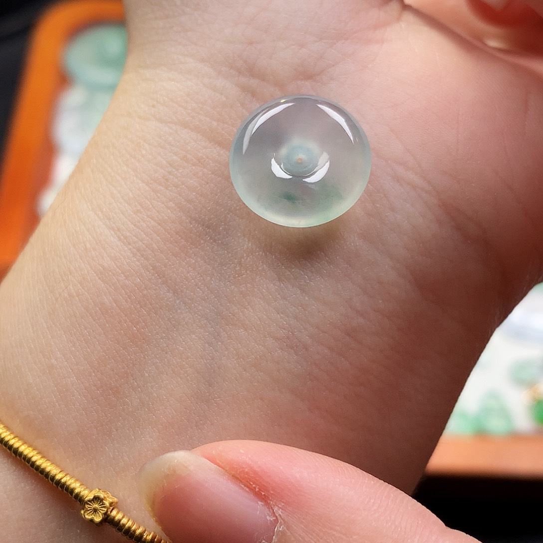 吊坠(不含链)未镶嵌翡翠平安扣