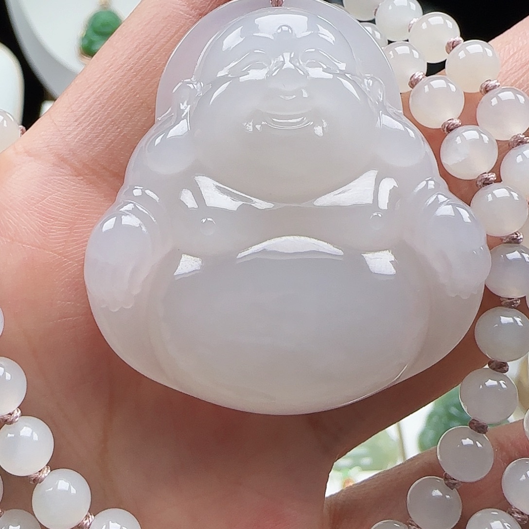 和田玉足金镶嵌颈饰