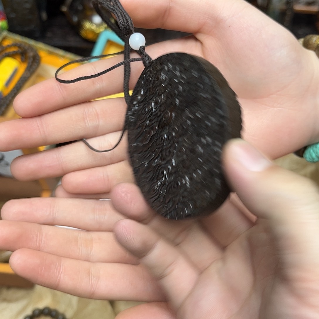 大叶紫檀（黑酸枝木类）