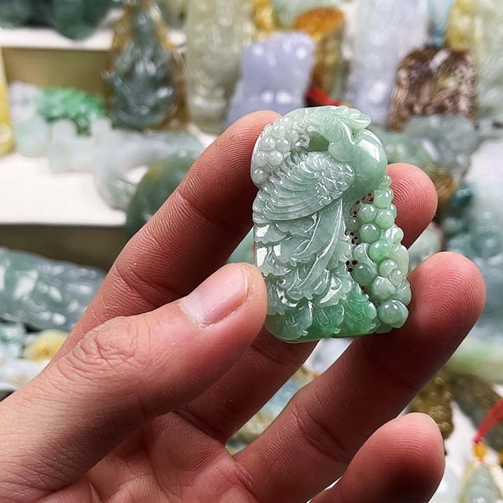 定制翡翠未镶嵌翡翠