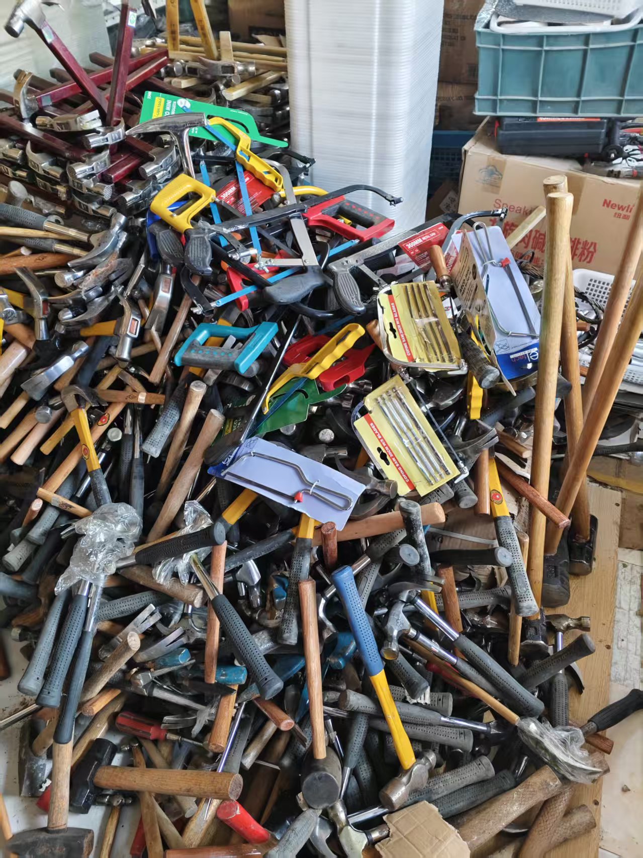 库存  大中小号锤子木柄铁柄橡胶柄塑料柄等以直播间展示为准0-30