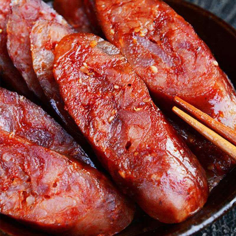 正宗川味麻辣烟熏香肠农家土猪风味腊肠