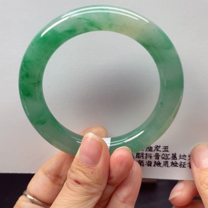 石英质玉手镯未镶嵌57-58