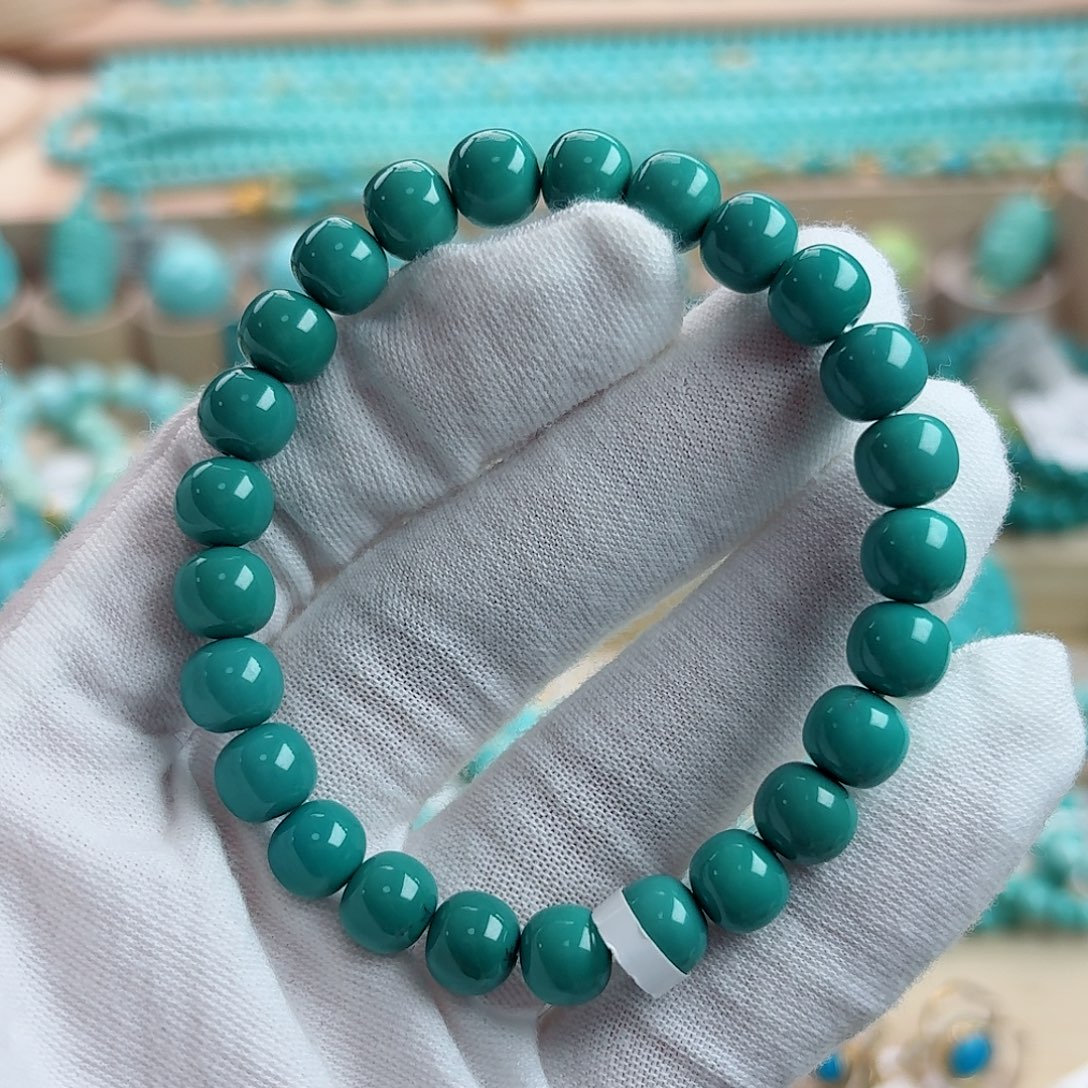 绿松石未镶嵌珠宝奇石（泡油）