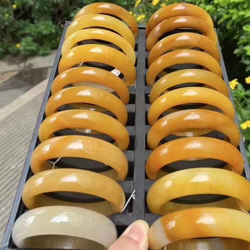 非金属珐琅手镯 【13-16】黄 龙玉手镯/天然玉镯颜色不同随机发