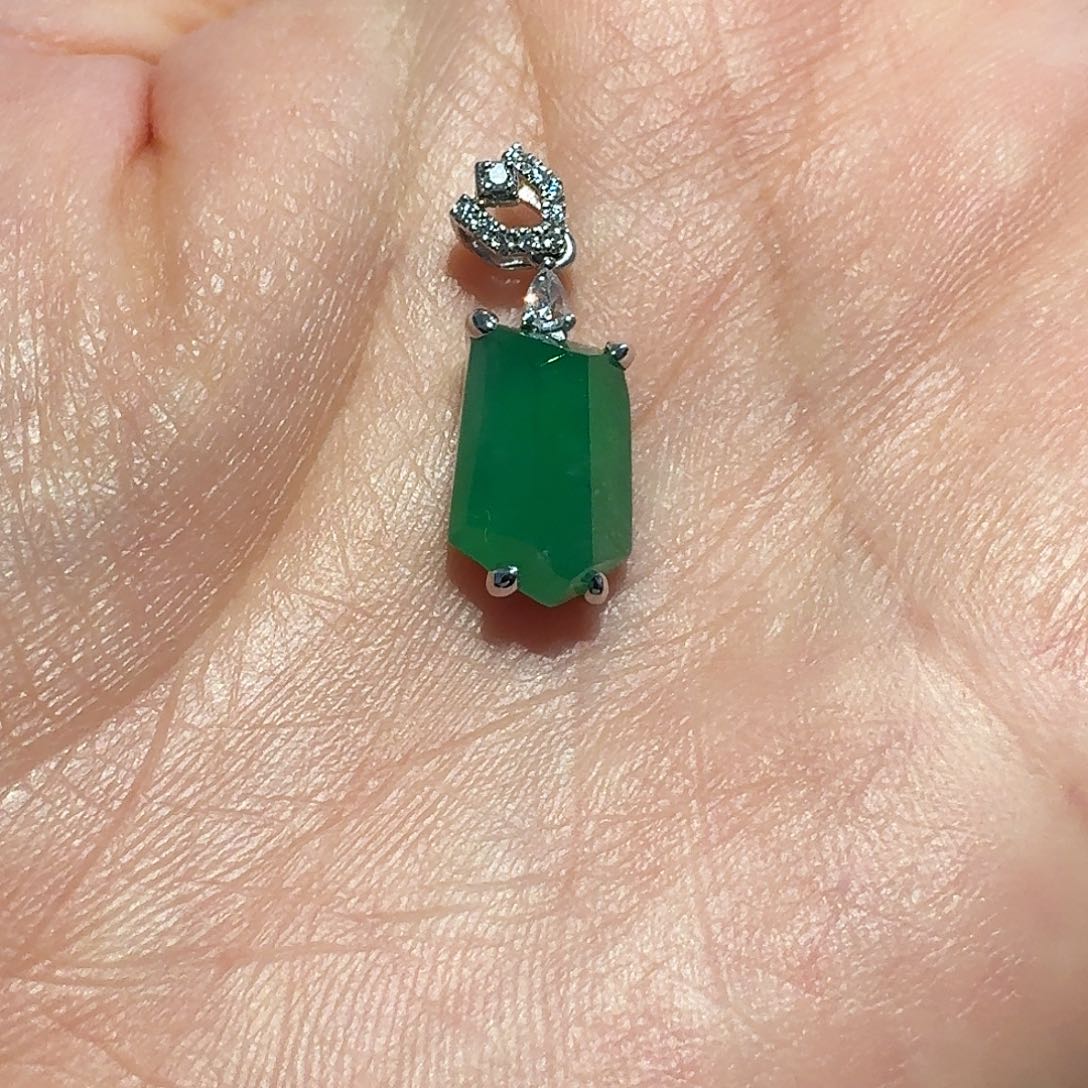 翡翠颈饰18K金镶嵌项链