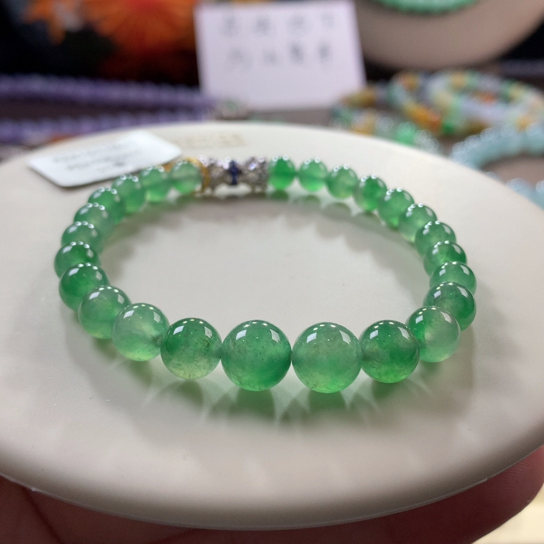 翡翠手链未镶嵌翡翠高冰冰绿飘花卡5.5+～8+