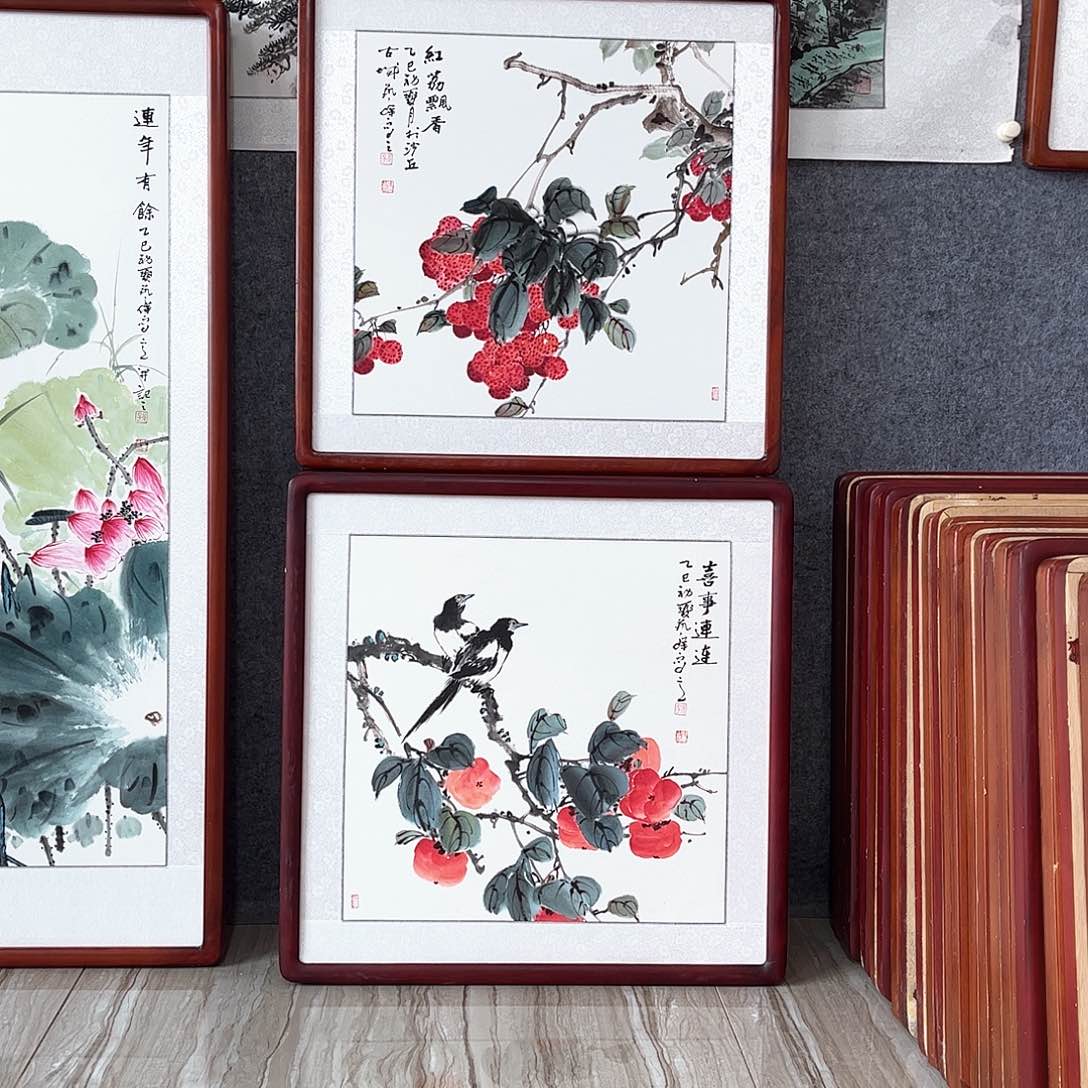 国画书画作品带框63×63厘米