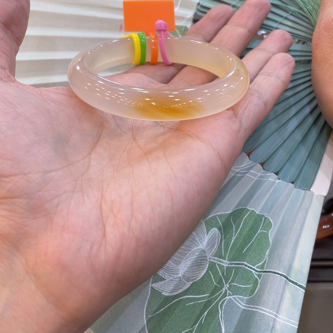 玛瑙/玉髓手镯未镶嵌?***忆