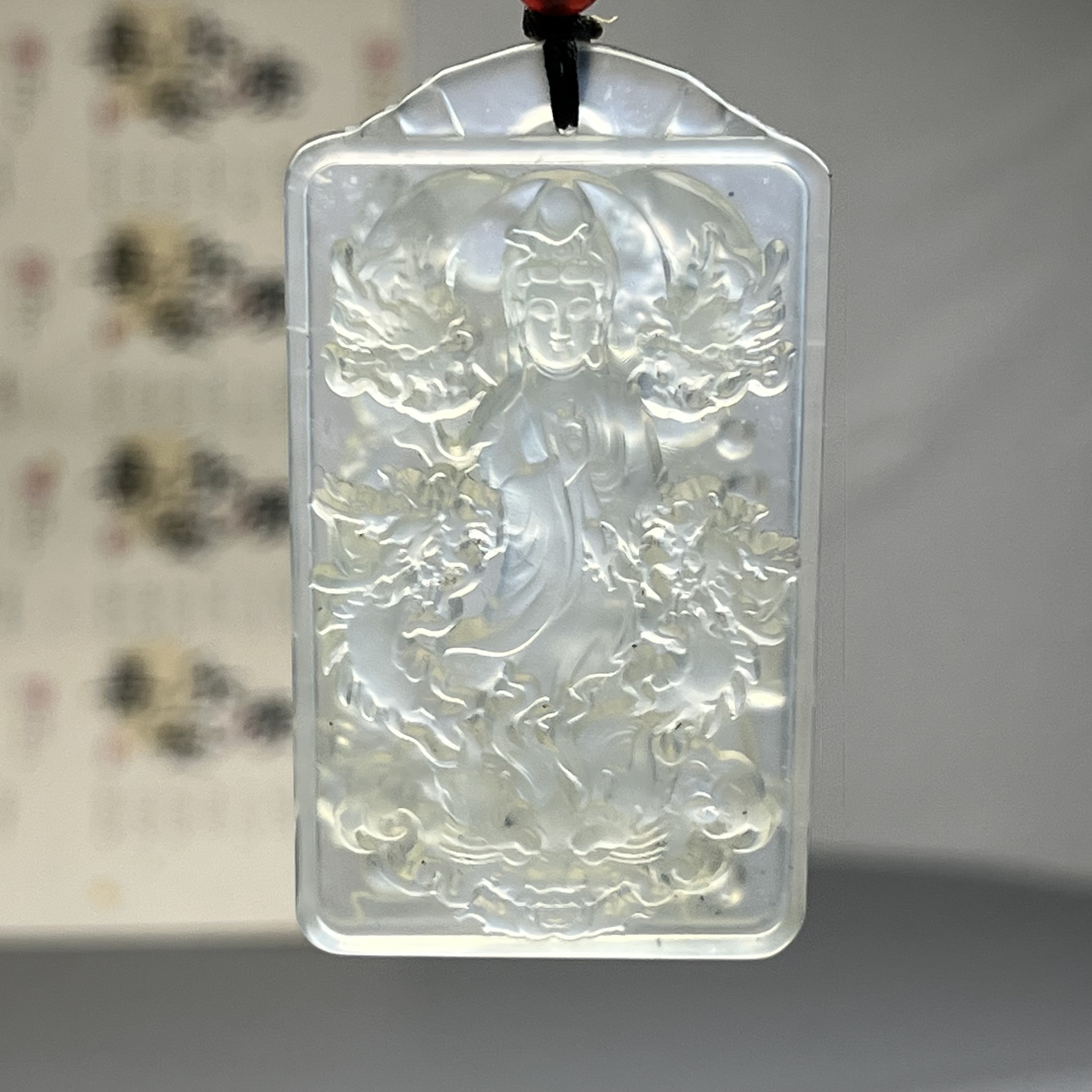 岫玉九龙观音吊坠57×32×7.3有矿点介意勿拍