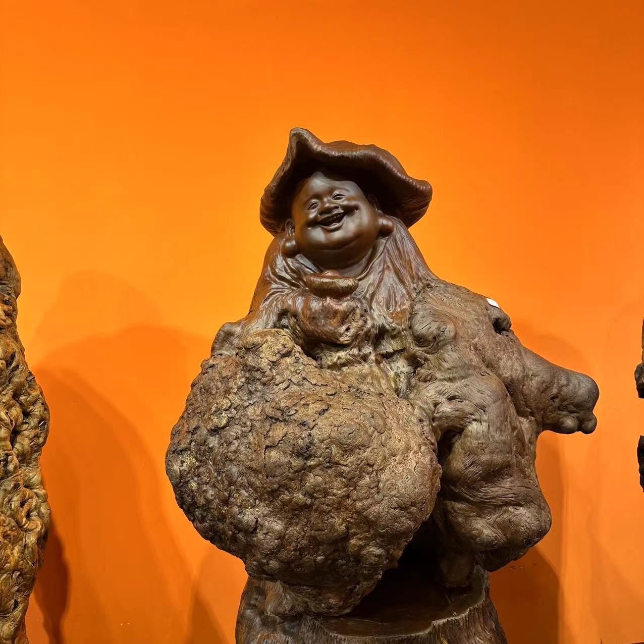 《喜笑颜开·弥勒》娑罗木手工雕刻摆件 尺寸：82-70-82