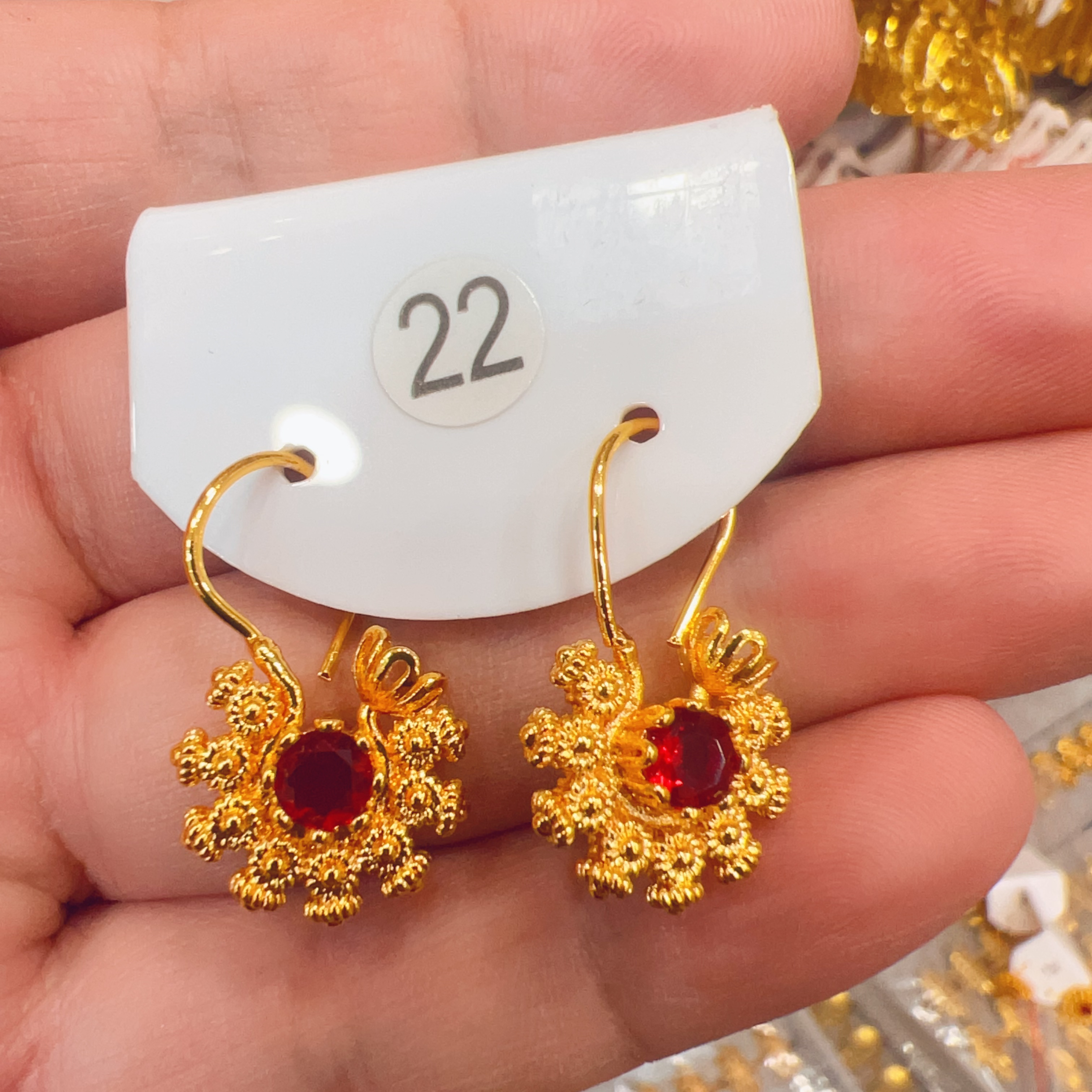 铜合金耳饰 e022 新款时尚休闲百搭眼睛红石头耳环