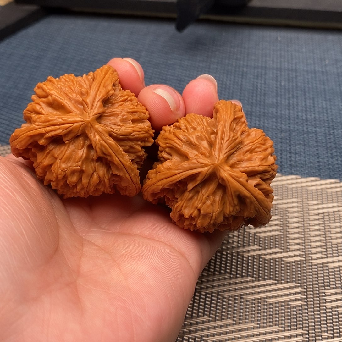 你***丶吊坠文玩核桃三棱