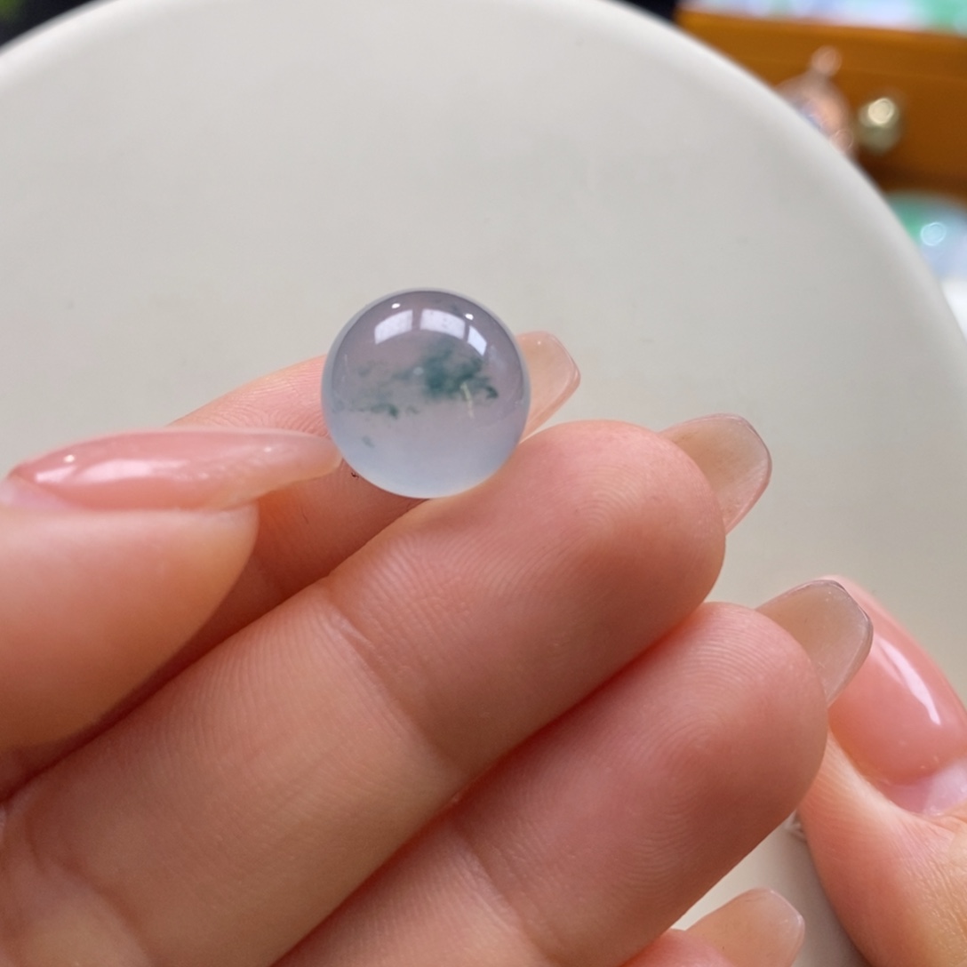 翡翠吊坠(不含链)未镶嵌翡翠冰蓝飘花圆珠