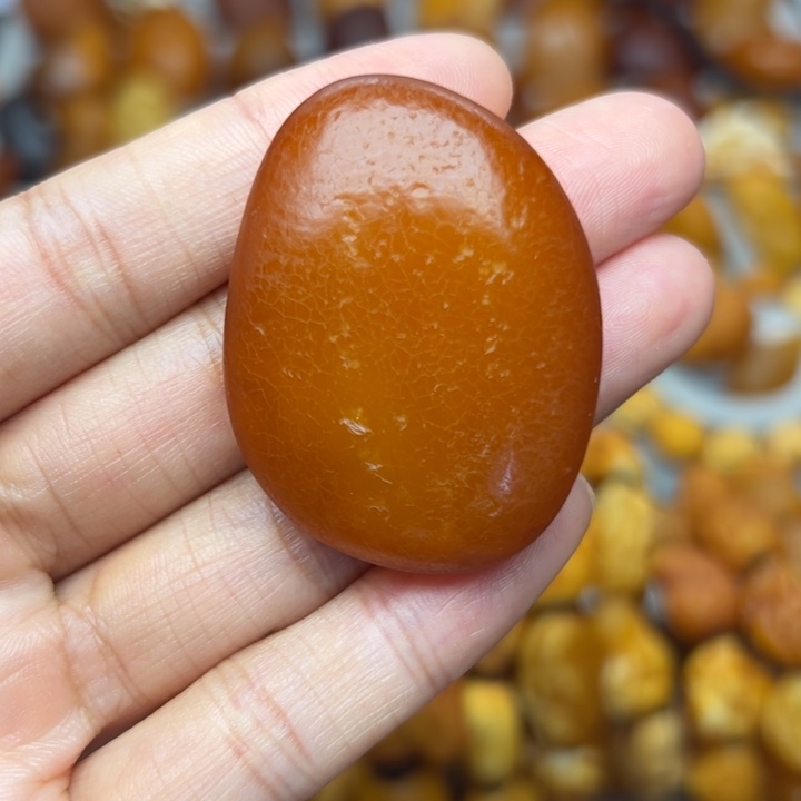 琥珀未镶嵌裸石天然蜜蜡