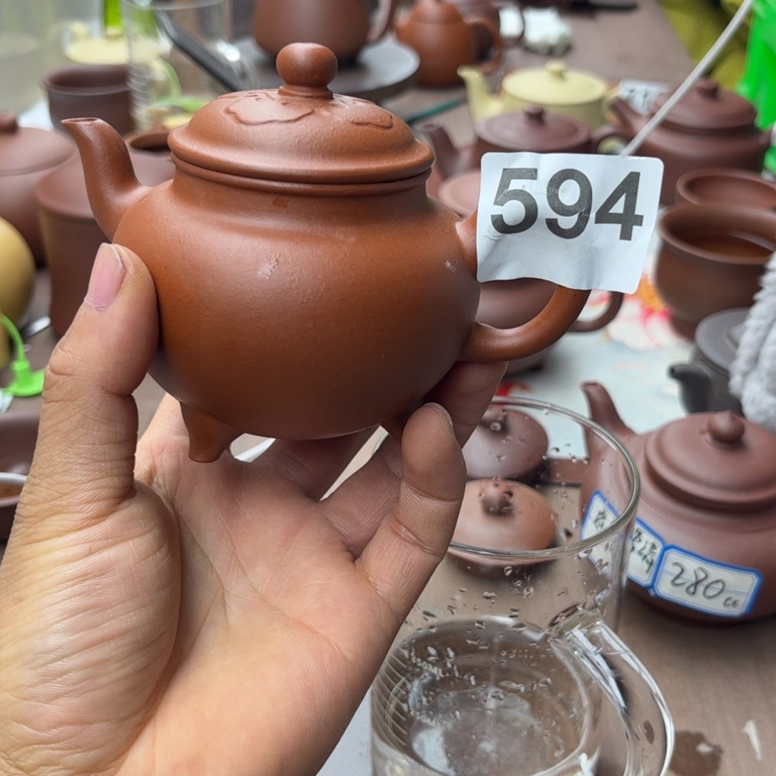紫砂茶壶小红泥大斌200左右大瑕疵