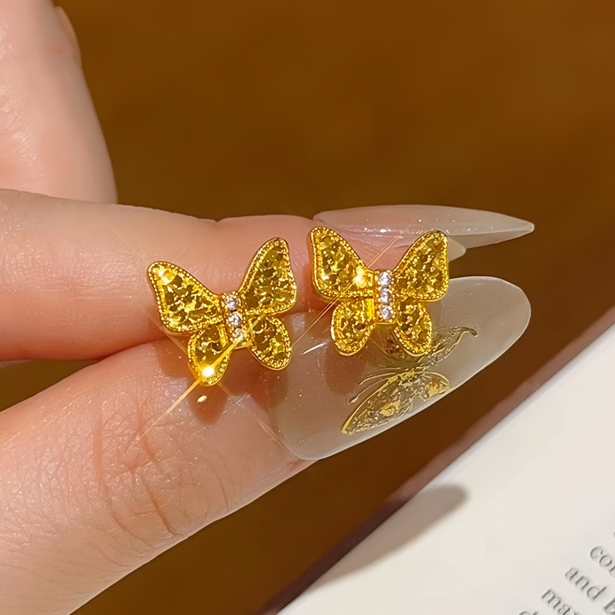  轻奢气质百搭蝴蝶精美耳钉（38536）