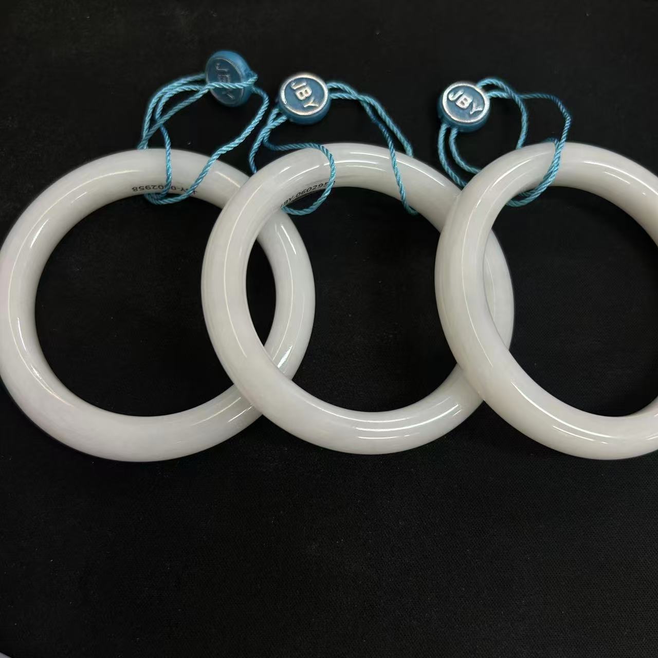 和田玉手镯(多样性发一件）