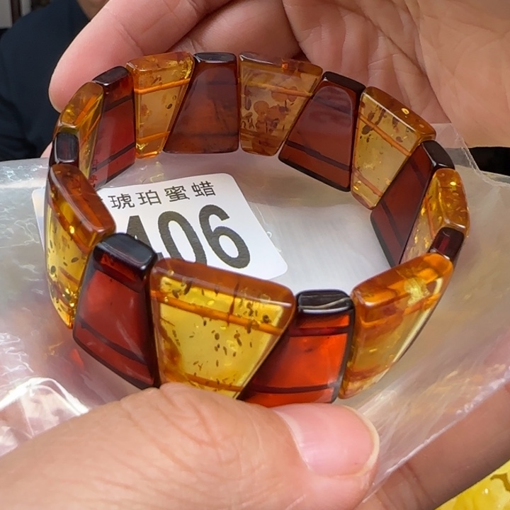 琥珀珠宝奇石未镶嵌多样性发其一