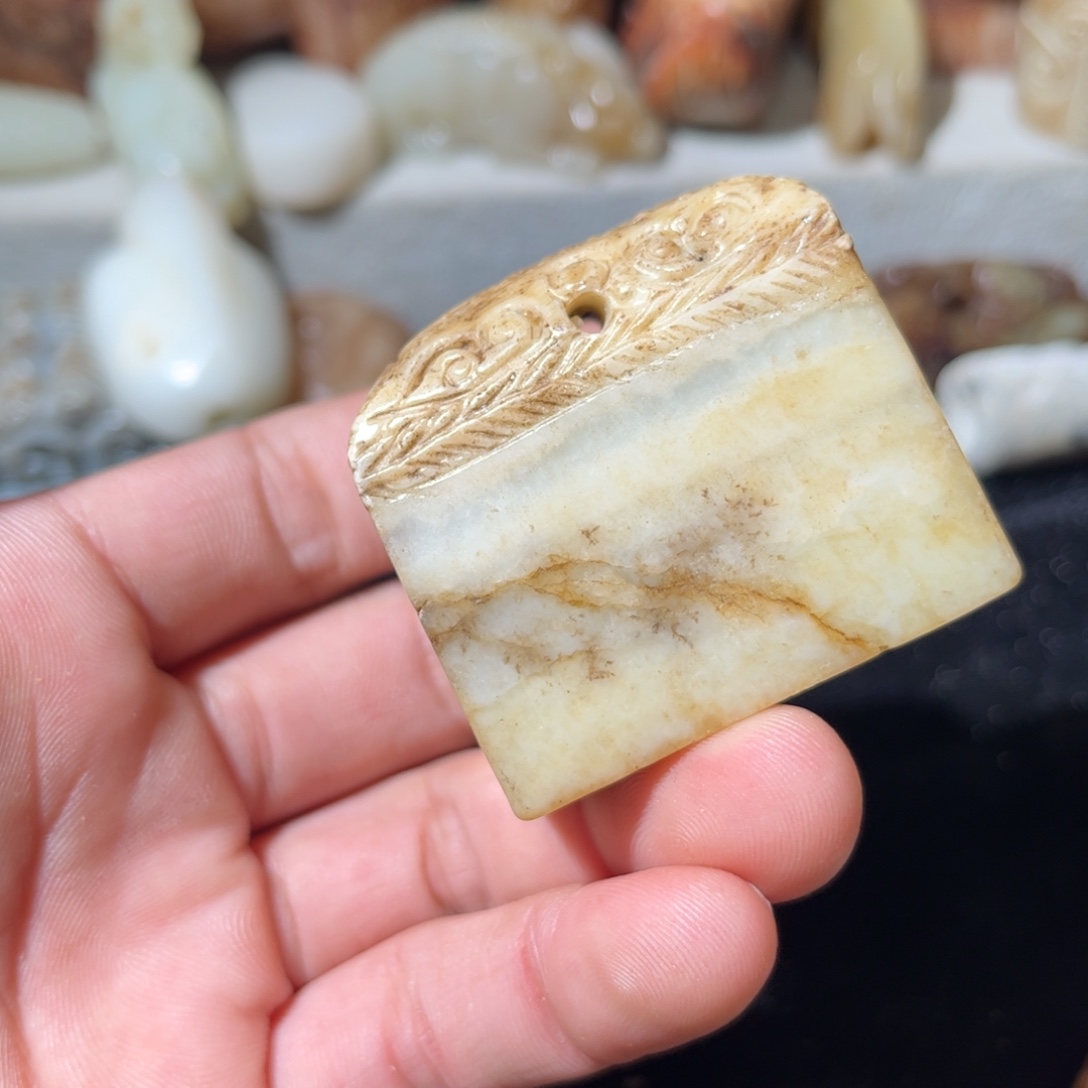 和田玉未镶嵌挂件