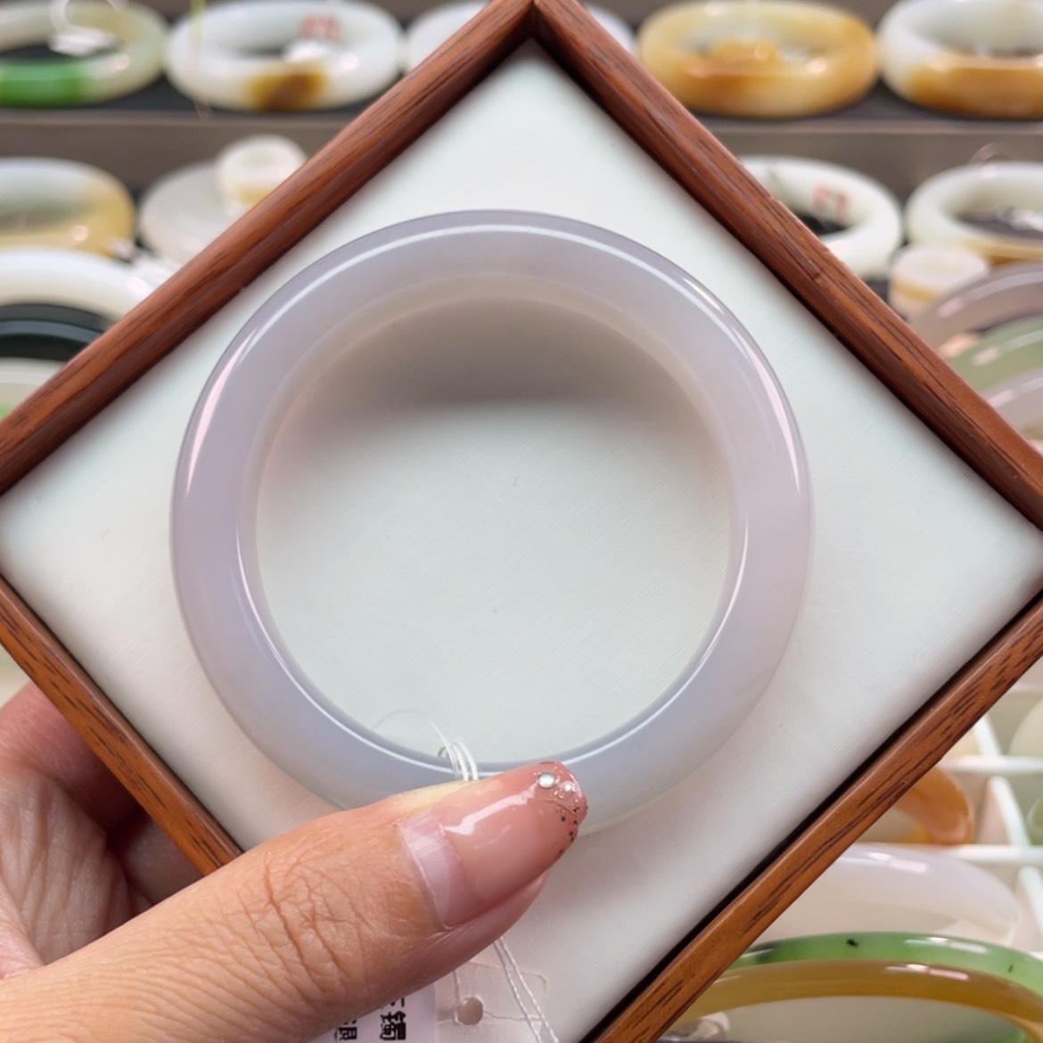 【闪购商品】和田玉手镯未镶嵌54