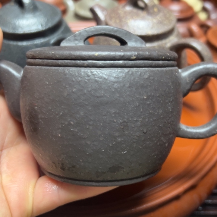 紫砂茶壶消****°宜兴原矿大水潭天青