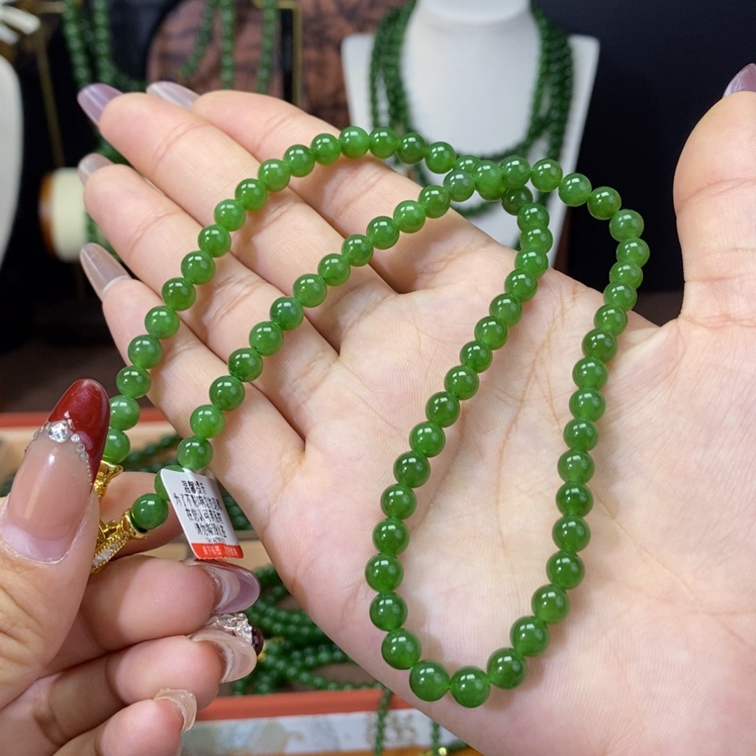 和田玉（碧玉）颈饰未镶嵌滢****所阳6微矿