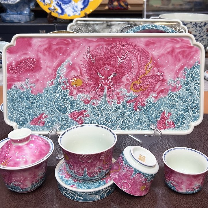 摆件景德镇陶瓷学院等单位联合举办了多