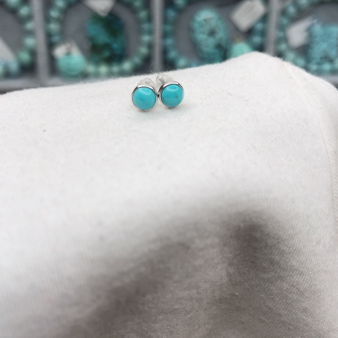 绿松石绿松石未镶嵌