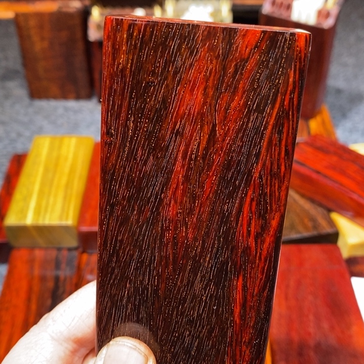 乐***仔檀香紫檀（小叶紫檀）粗烟盒10支