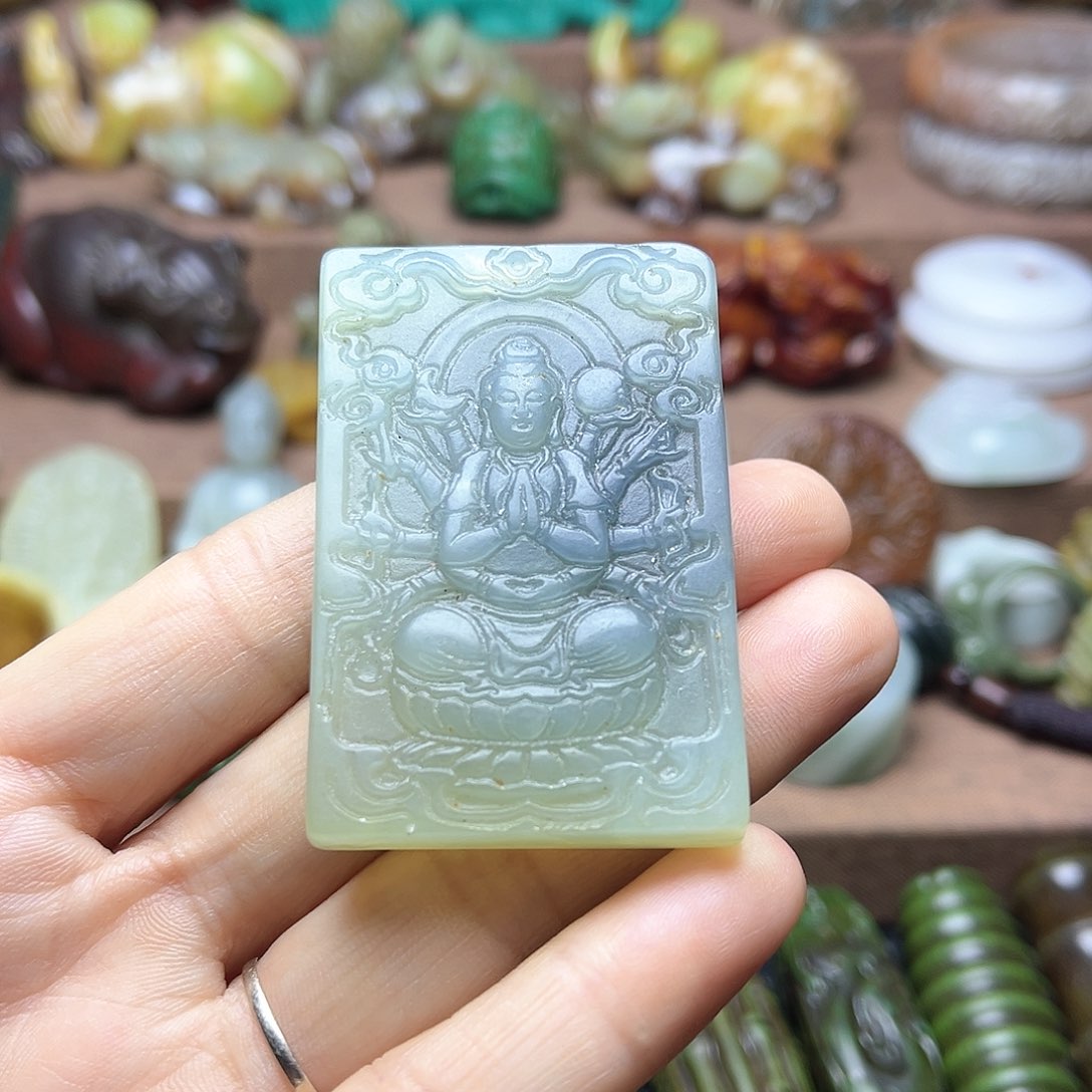 白玉菩提吊坠30。。