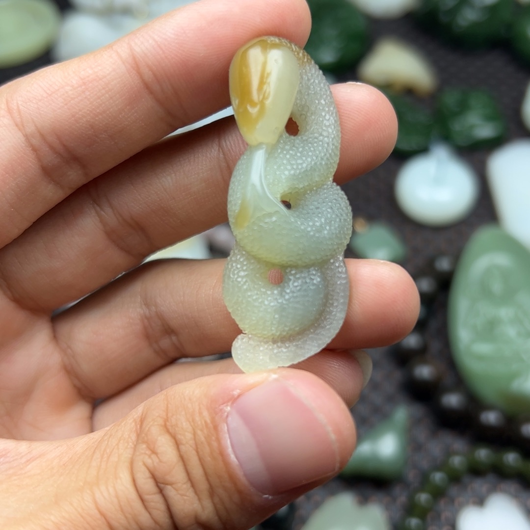 和田玉挂件未镶嵌