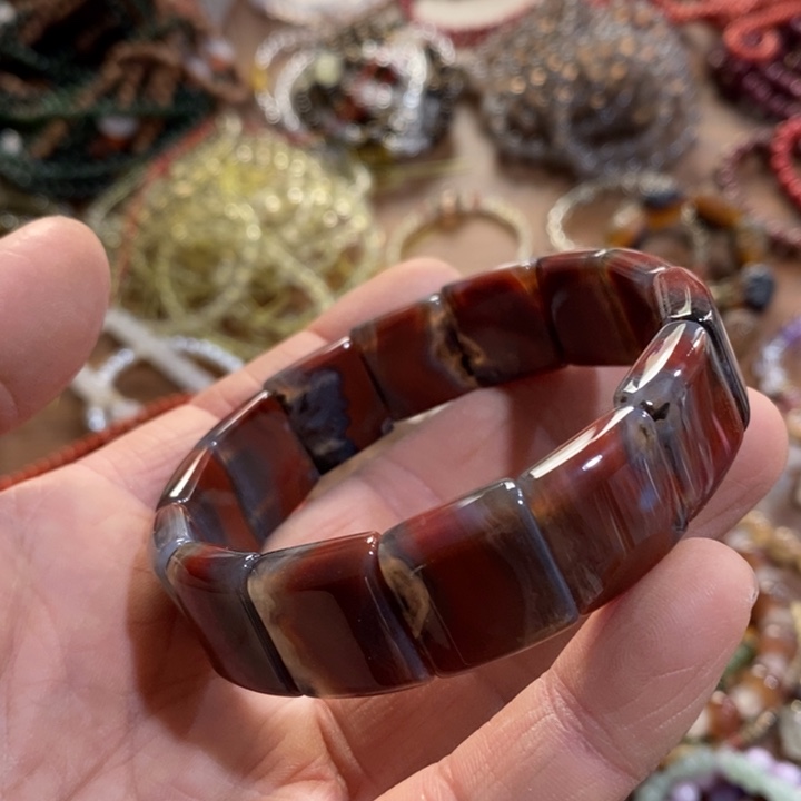 玛瑙/玉髓未镶嵌珠宝奇石