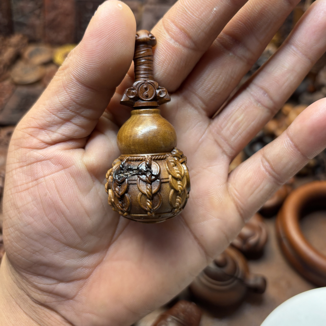 雷击枣木藏剑葫芦