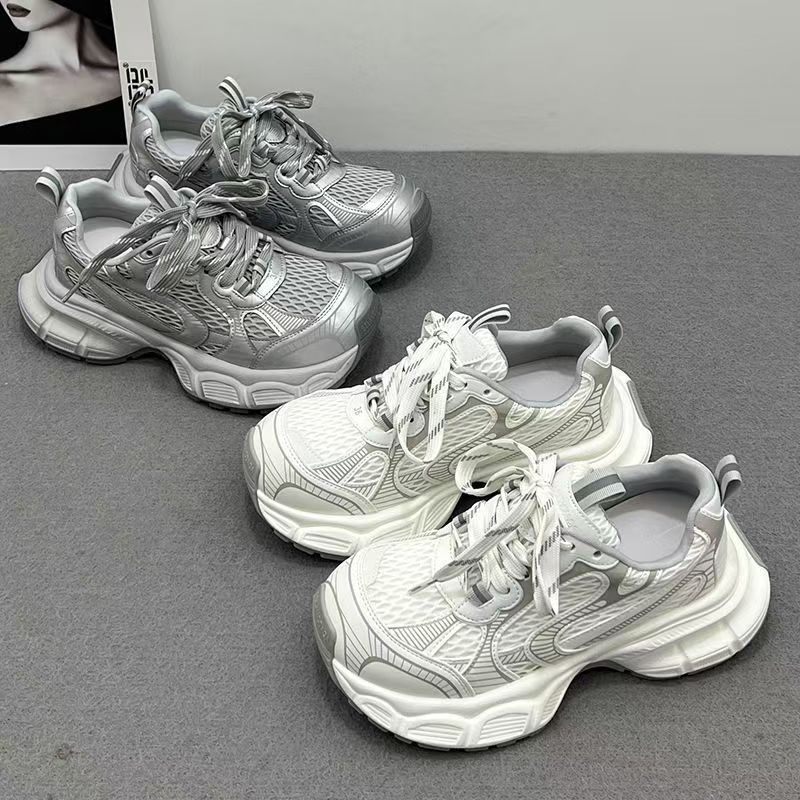 2025秋季运动老爹鞋女圆头夏季新款chic小众韩版学生厚底小白鞋子