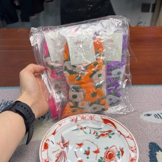 瓷片68。。。。。。。。。。。。。。。