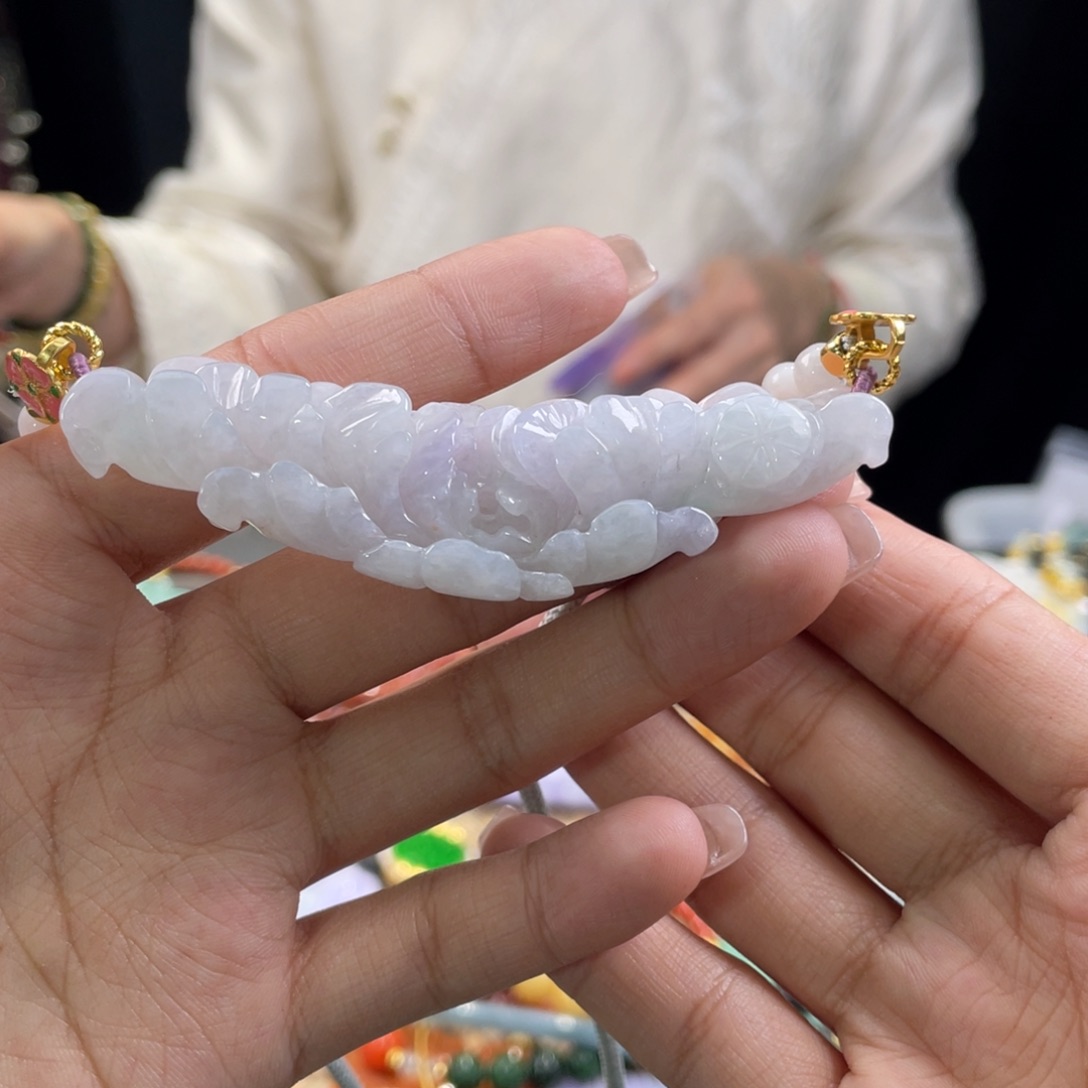 翡翠颈饰未镶嵌代编织