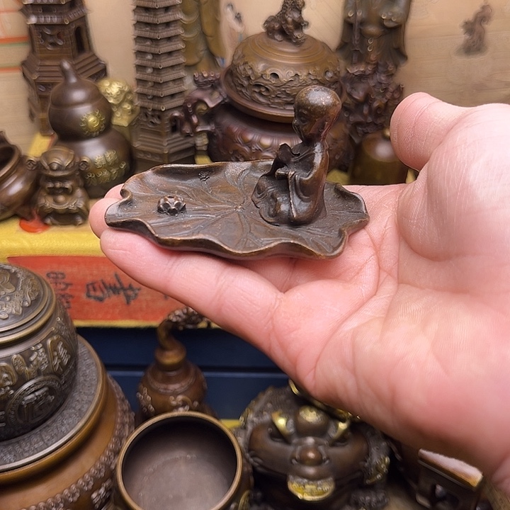 精美铜器点击下单