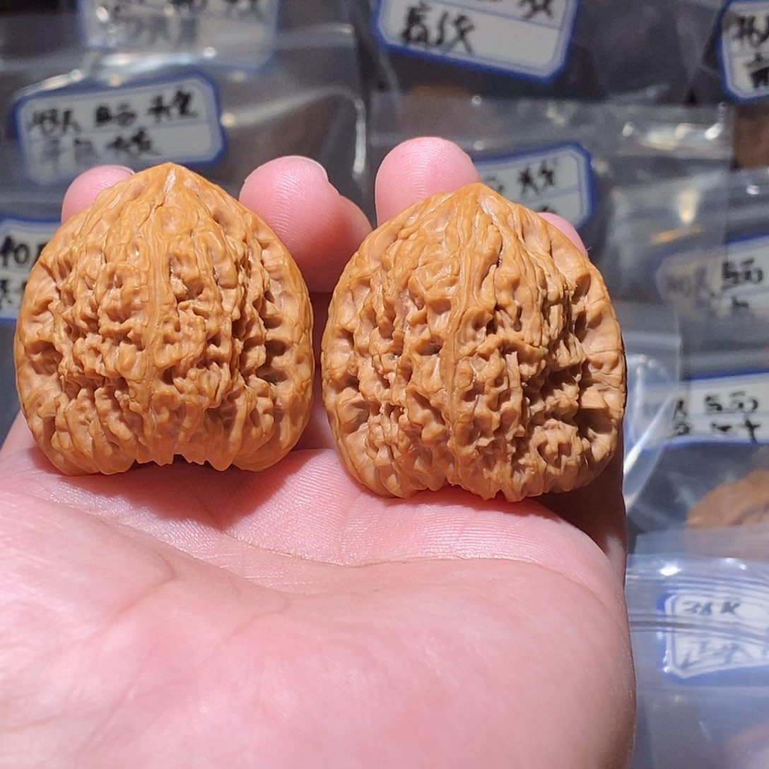 秒***吊坠文玩核桃38全品南疆