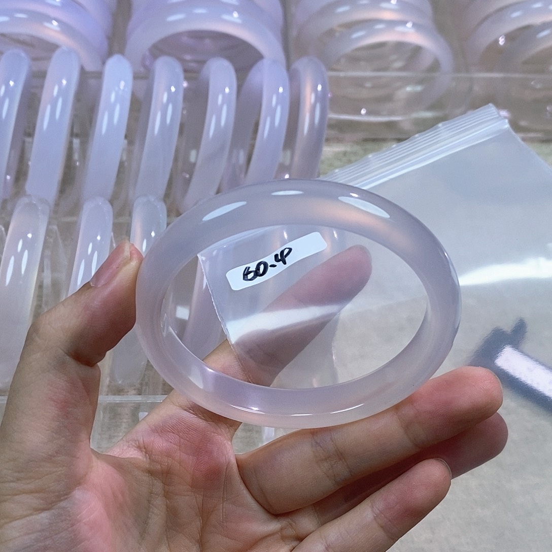 手镯玛瑙/玉髓未镶嵌60.4