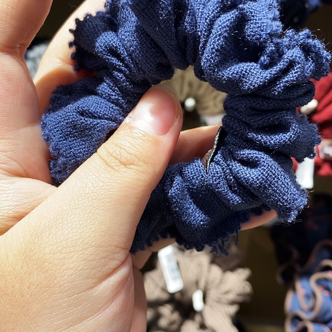 布艺铁合金蓝色小圈