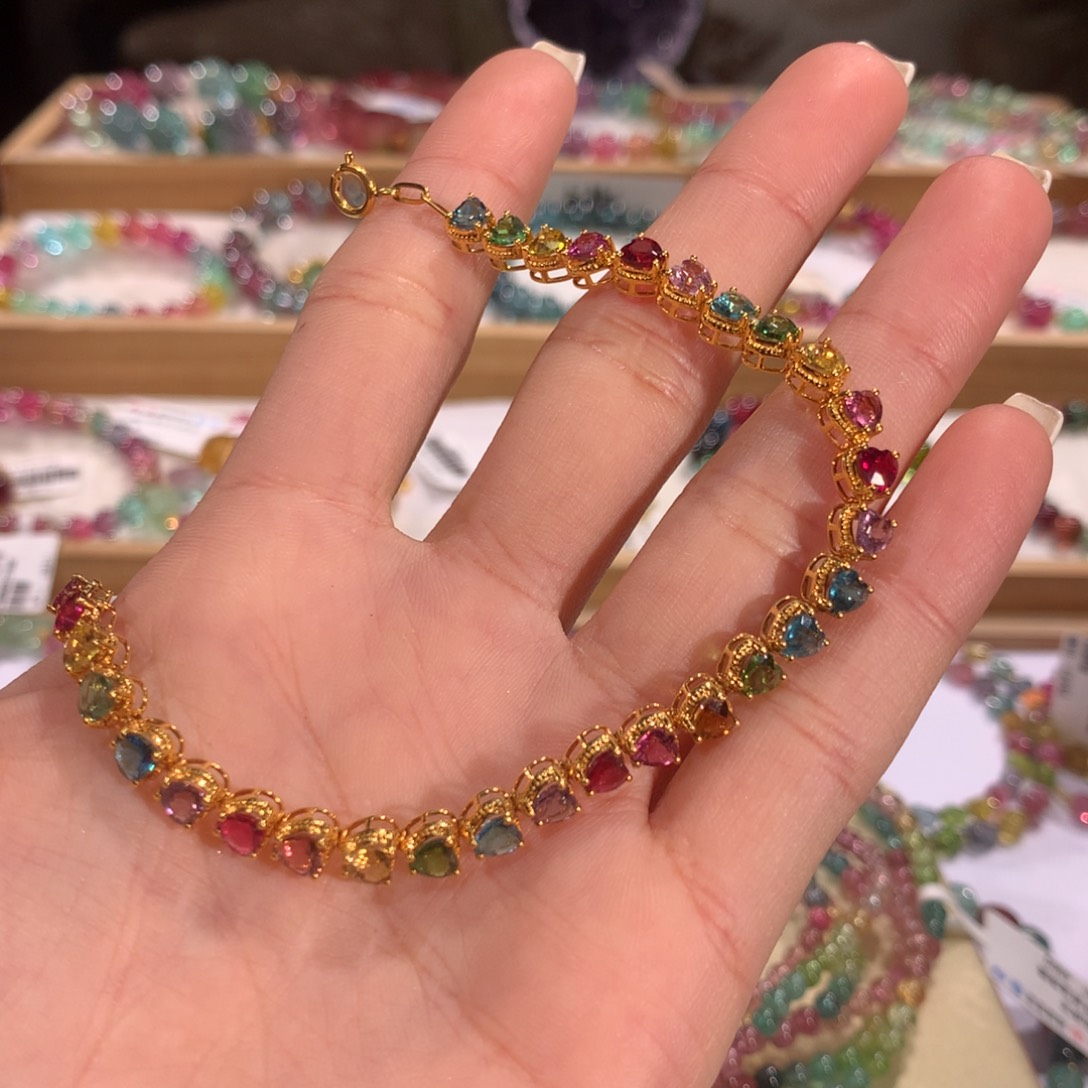 碧玺多样性发货一件18K金镶嵌