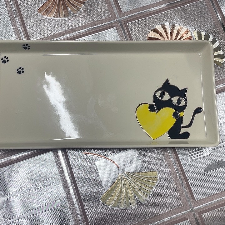 海外回流瓷器小猫方盘