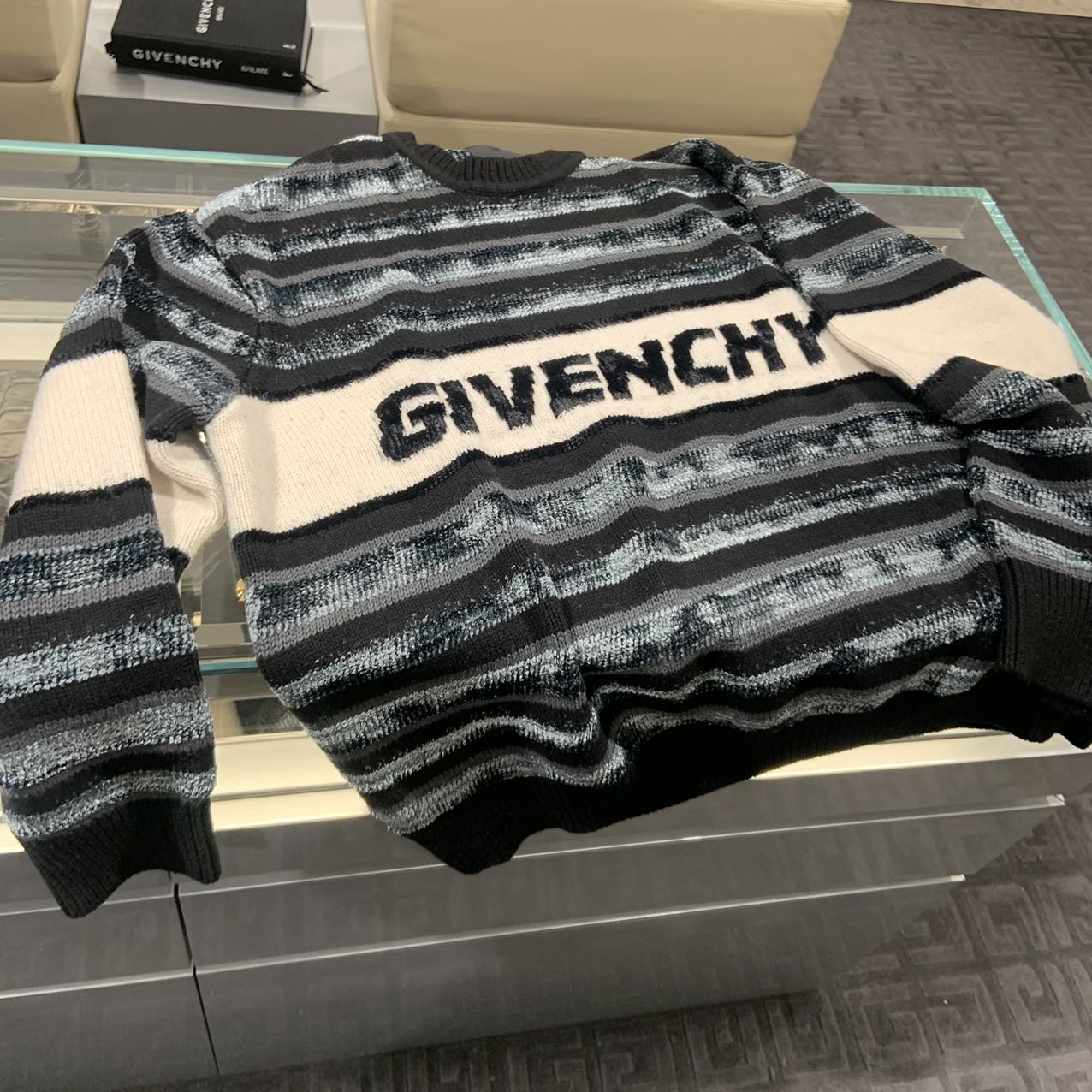 全新未使用 Givenchy/纪梵希 男士毛衣条纹