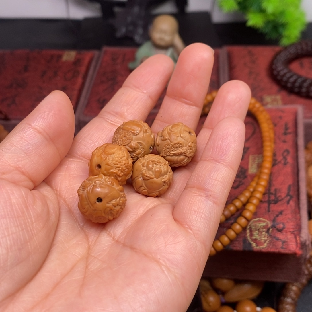 无***求猴头核桃吊坠橄榄核桃