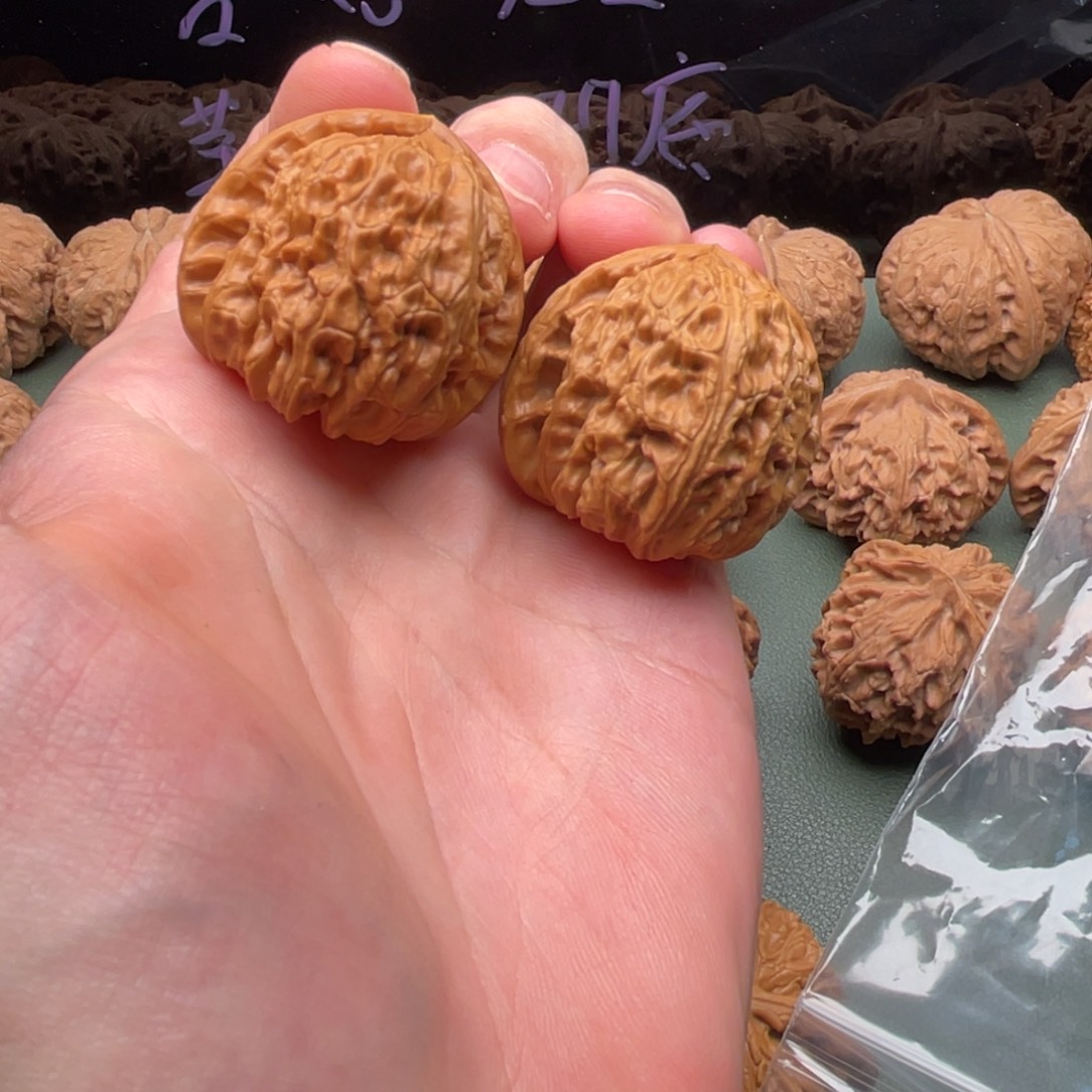 把件核桃36小三角白